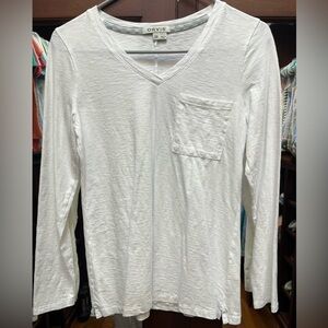 Orvis XS White Montana Morning Long Sleeve V-Neck Pocket Tee